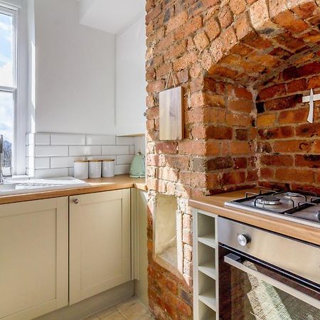 מטלוק Beautiful 1 Bed Apartment In The Heart Of Matlock מראה חיצוני תמונה
