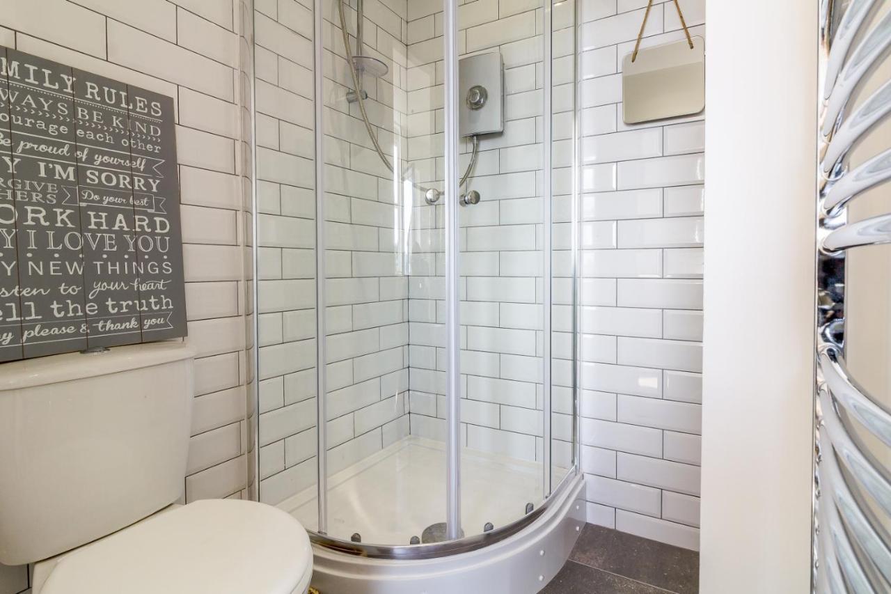 מטלוק Beautiful 1 Bed Apartment In The Heart Of Matlock מראה חיצוני תמונה